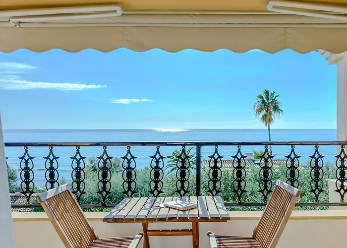 Christos 38 - Blue Private Homes *